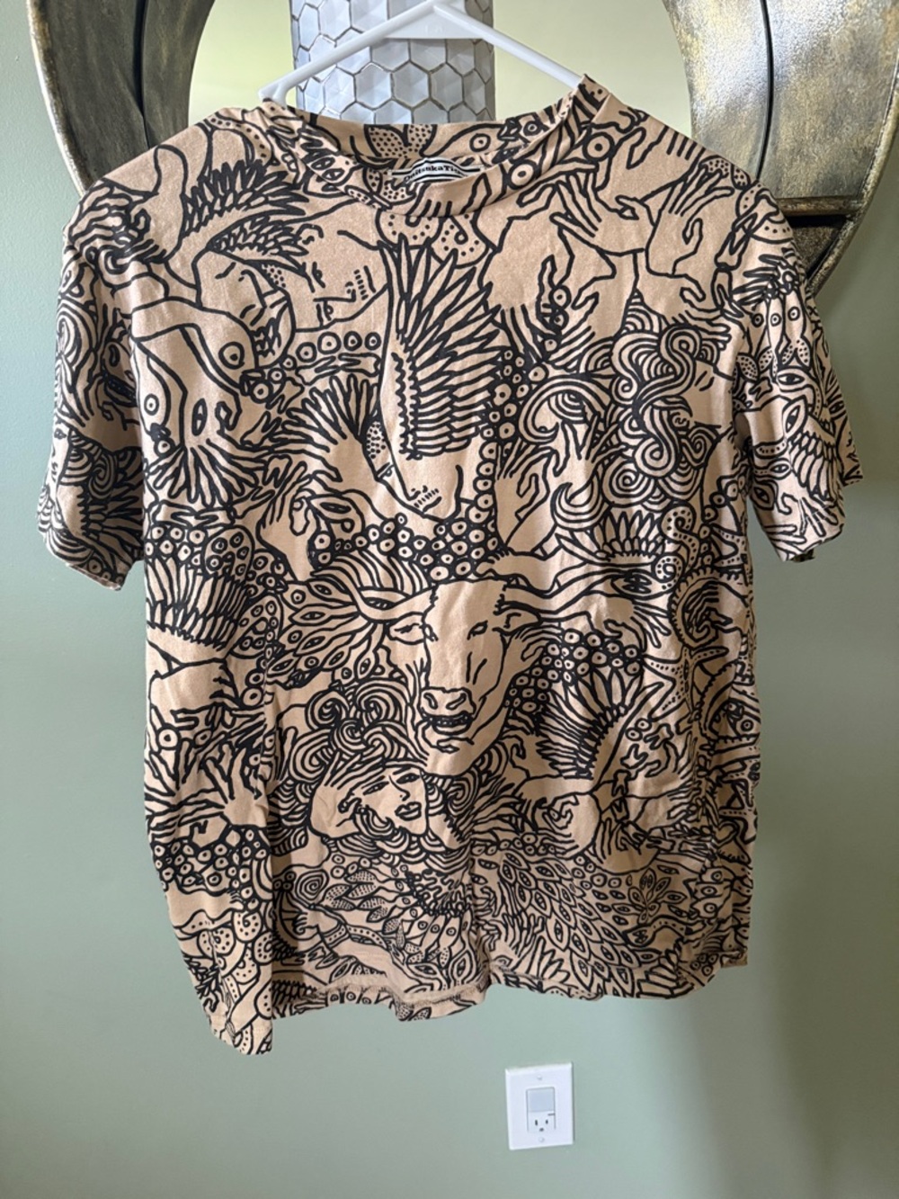 Onitsuka Tiger Crewneck Shirt in Beige and Black